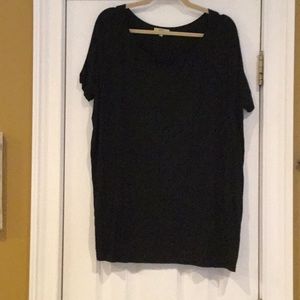 Black short sleeve PIKO.